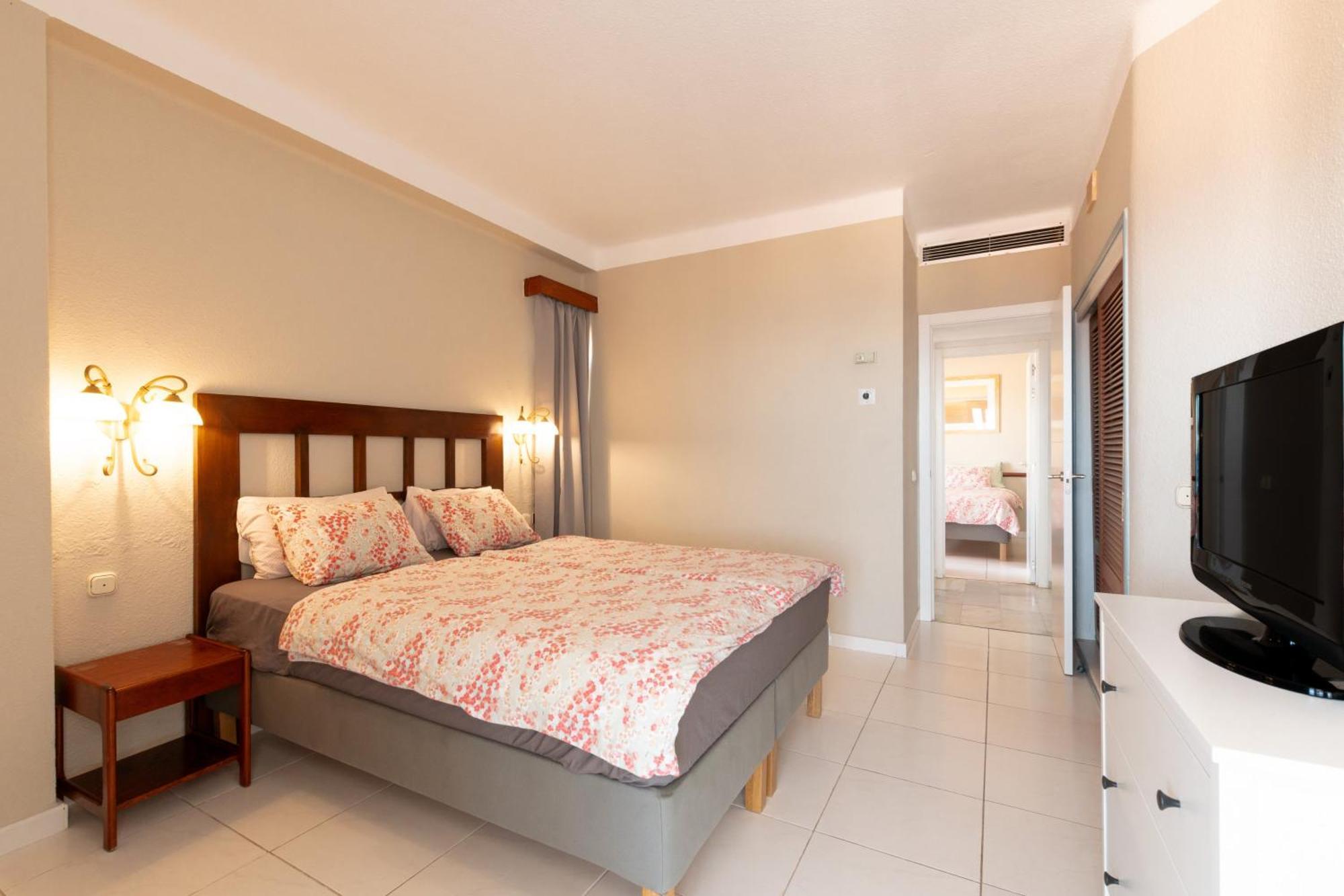 Club Atlantis Aparthotel Ocean View Адехе Экстерьер фото